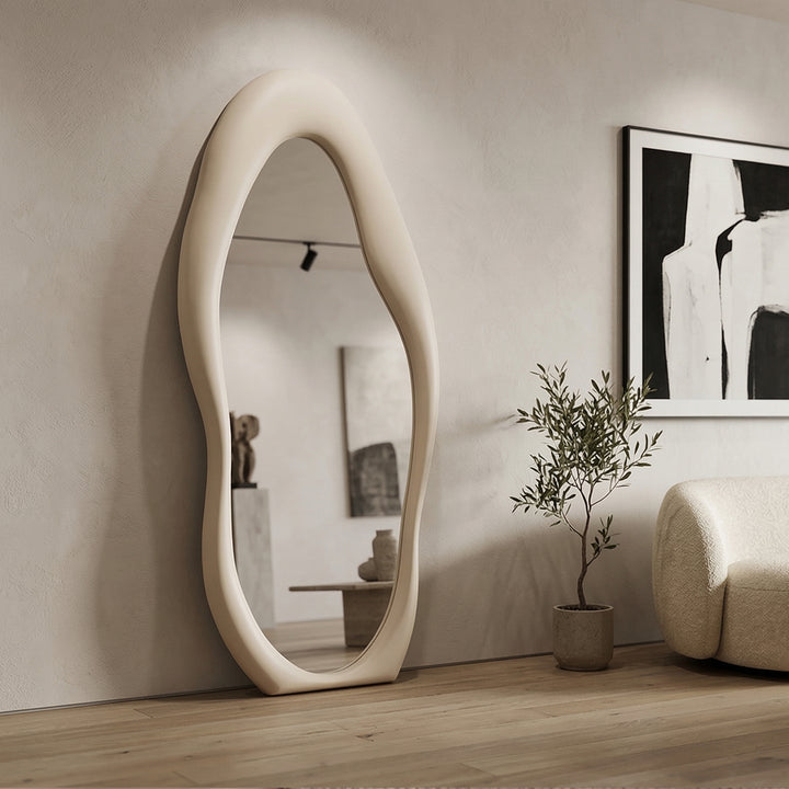 The Fluid Reflection Mirror