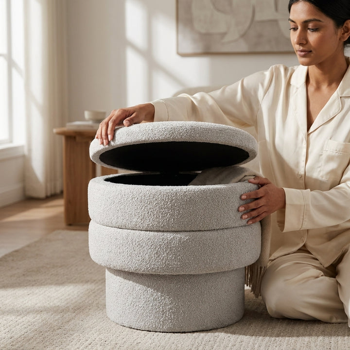 The Cloud-Ring Pouf