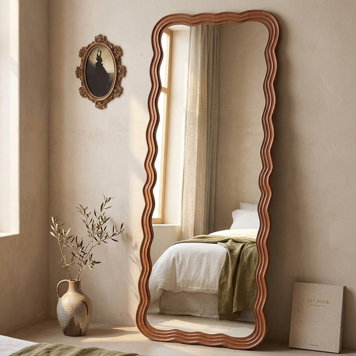 The Miyako Mirror