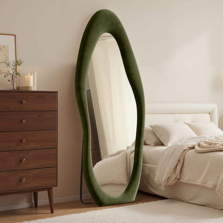 The Fluid Reflection Mirror