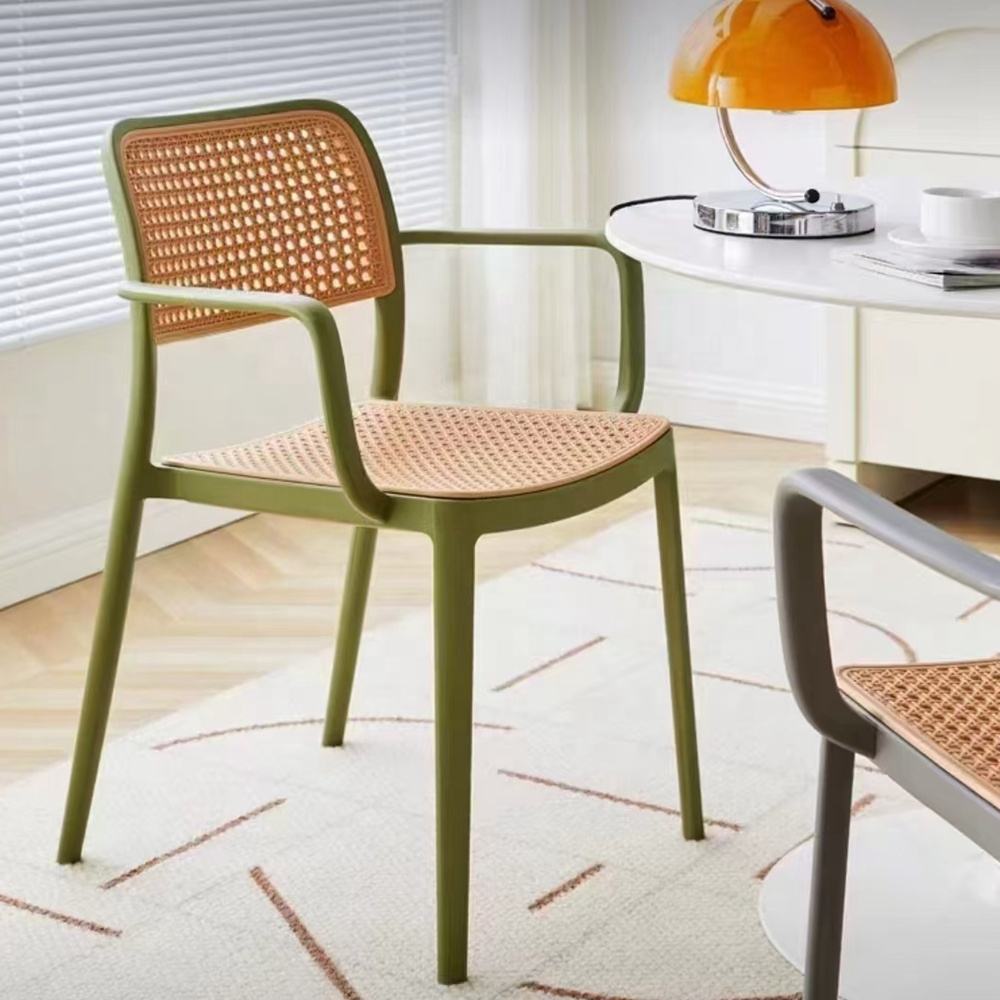 The Retro Chair