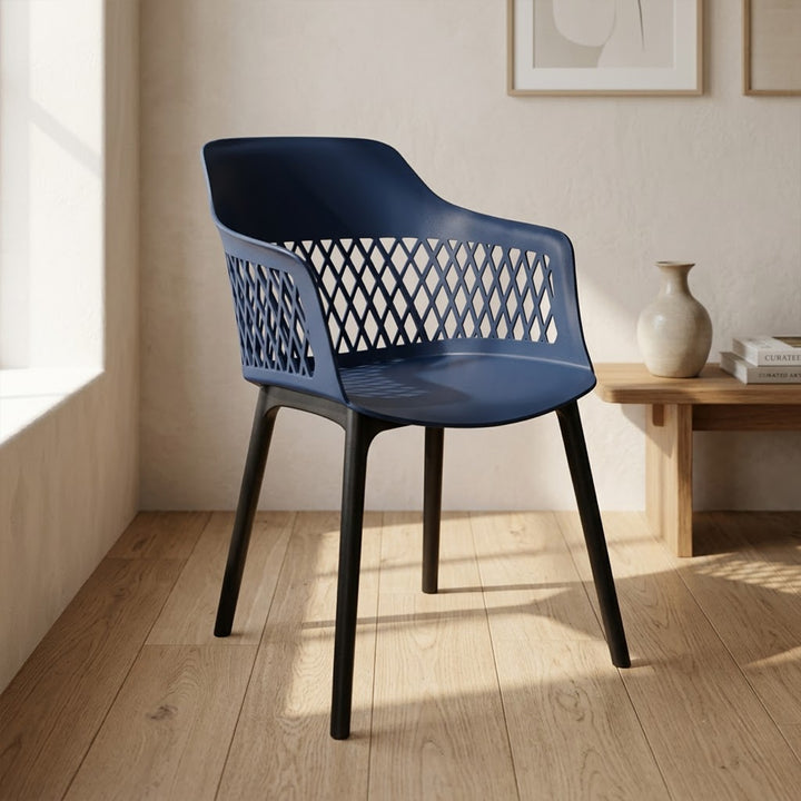 The Lattice Bucket Chair