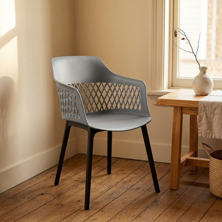 The Lattice Bucket Chair
