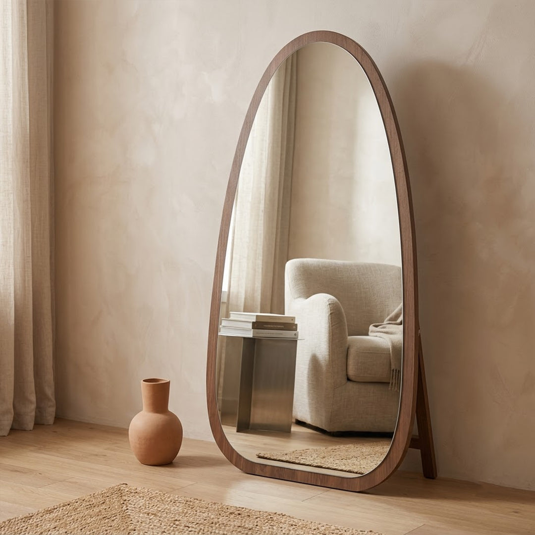 The Yuki Mirror