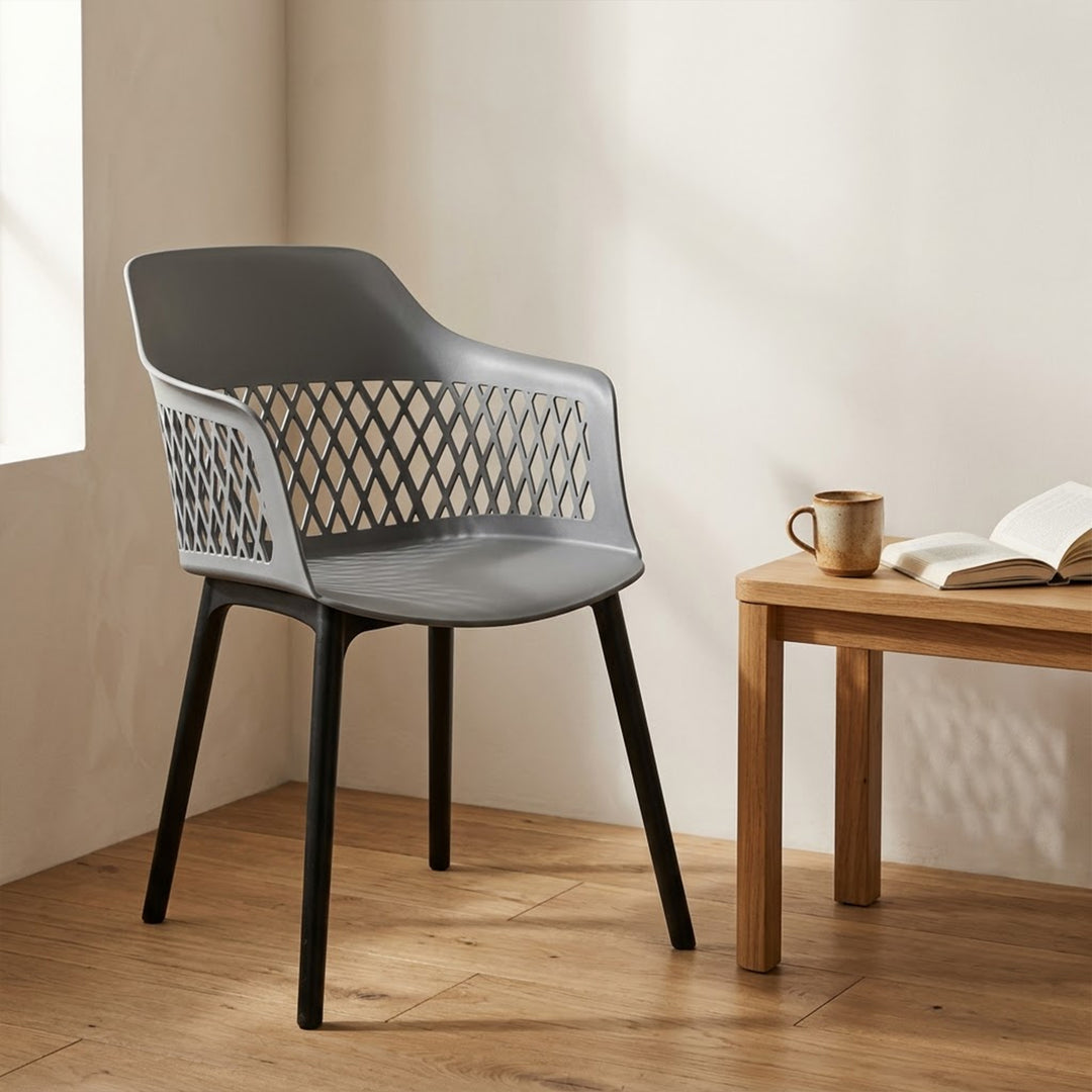 The Lattice Bucket Chair