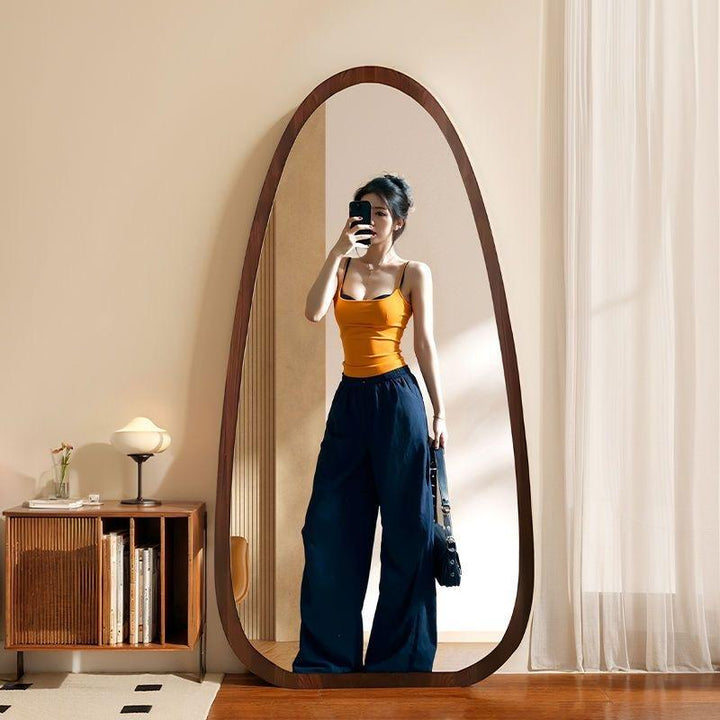The Yuki Mirror