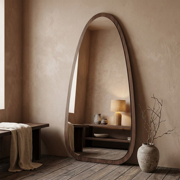 The Yuki Mirror