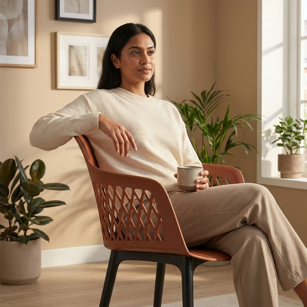 The Lattice Bucket Chair