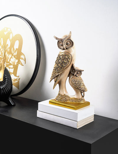 ⁠Rustic Golden-Winged Owl Gift Box