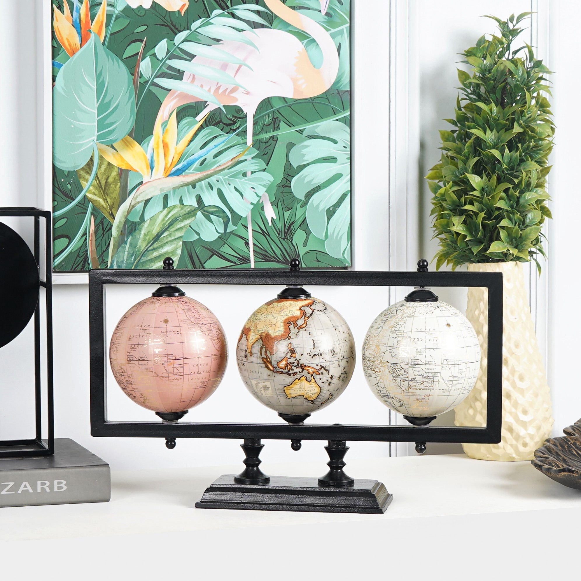 chromatic-triad-globe-set-