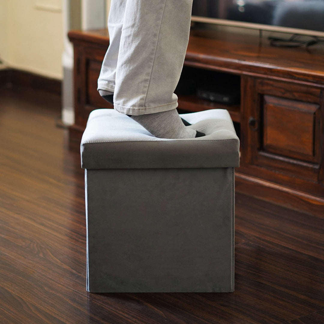 CosyFold Portable Velvet Pouffe - The Artment