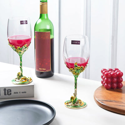 Emeraldware Wine Glass - The Artment