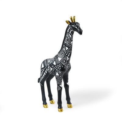 Giraffe Grandeur: Tribal Majesty - The Artment