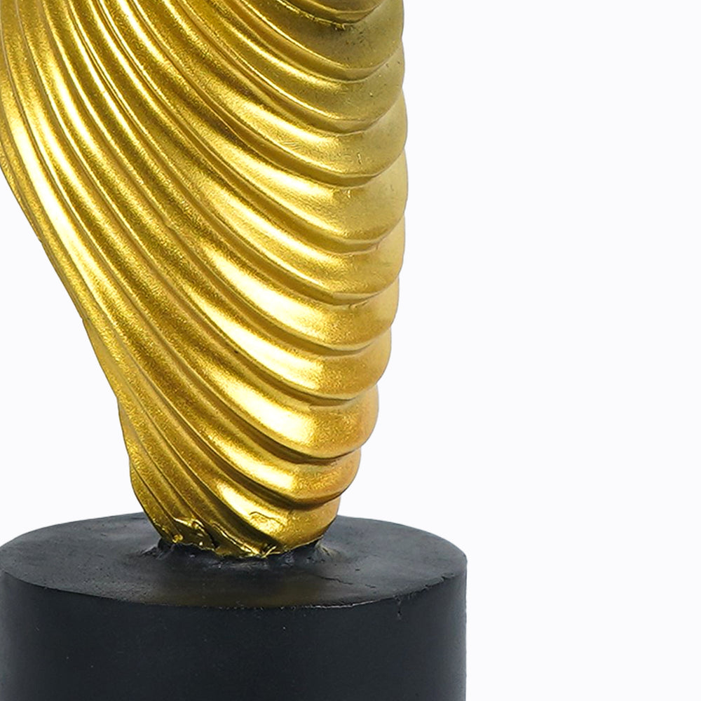 Golden Steed - The Artment