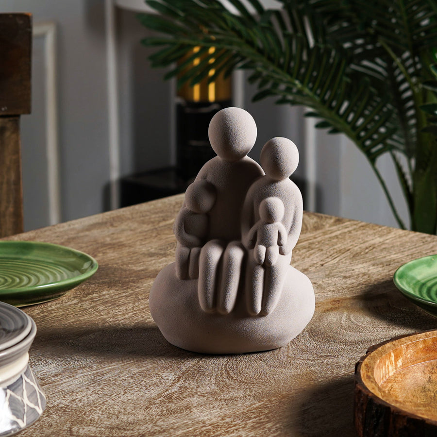 Harmony Bond Artment Family Sculpture – The Artment