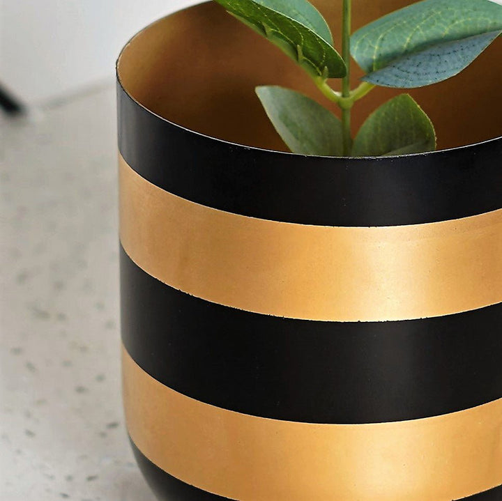 Luxuriant Life: The Handcrafted Metal Planter - The Artment