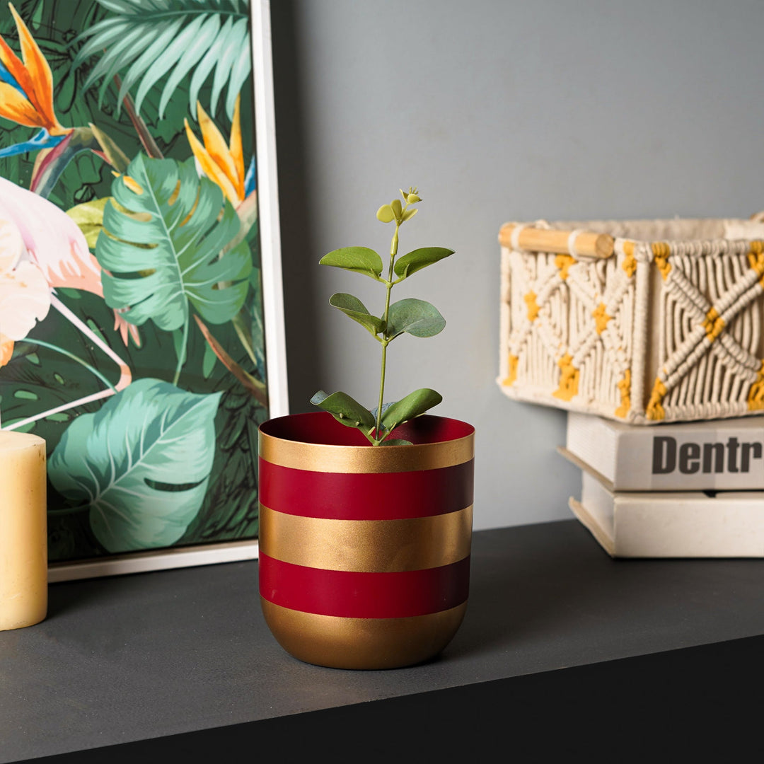 Luxuriant Life: The Handcrafted Metal Planter - The Artment