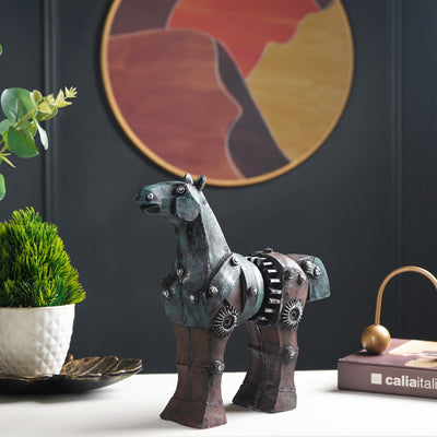 Mechanical Majesty: The Artistic Horse Statue - The Artment