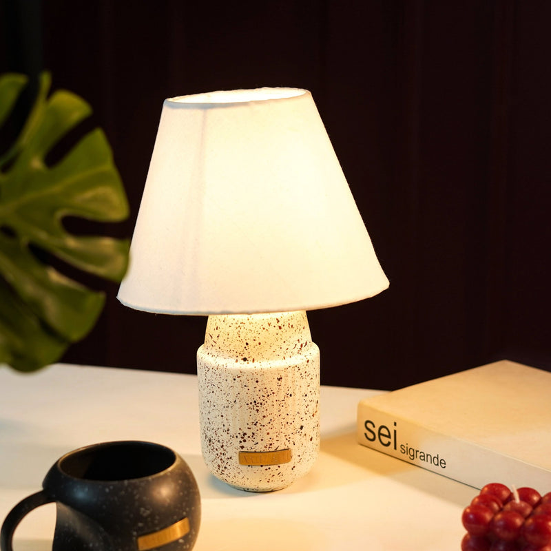 Modern Classics Lamp - The Artment