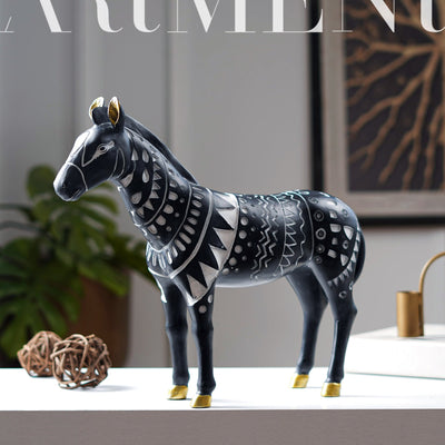 Savanna Serenity: Tribal Horse Artistry - The Artment