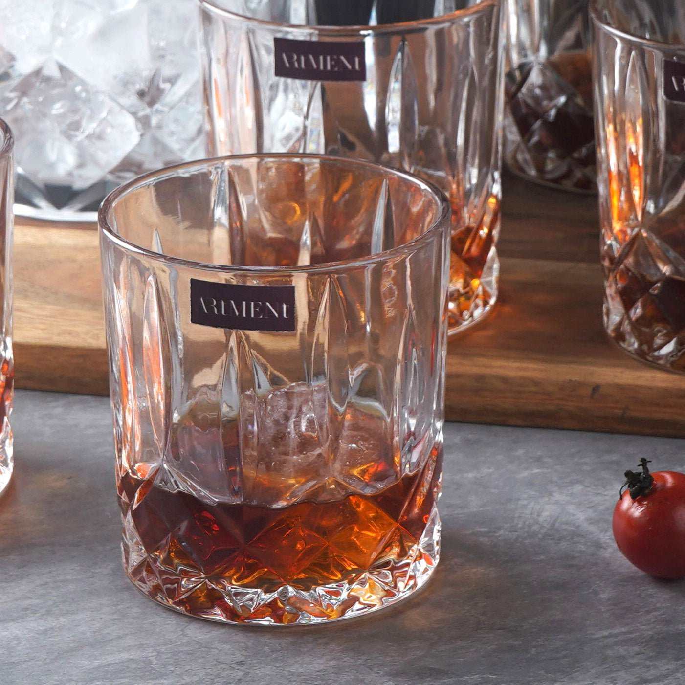 The Crystal Frost Set (1 Ice Bucket + 6 Whiskey Glasses) – The Artment
