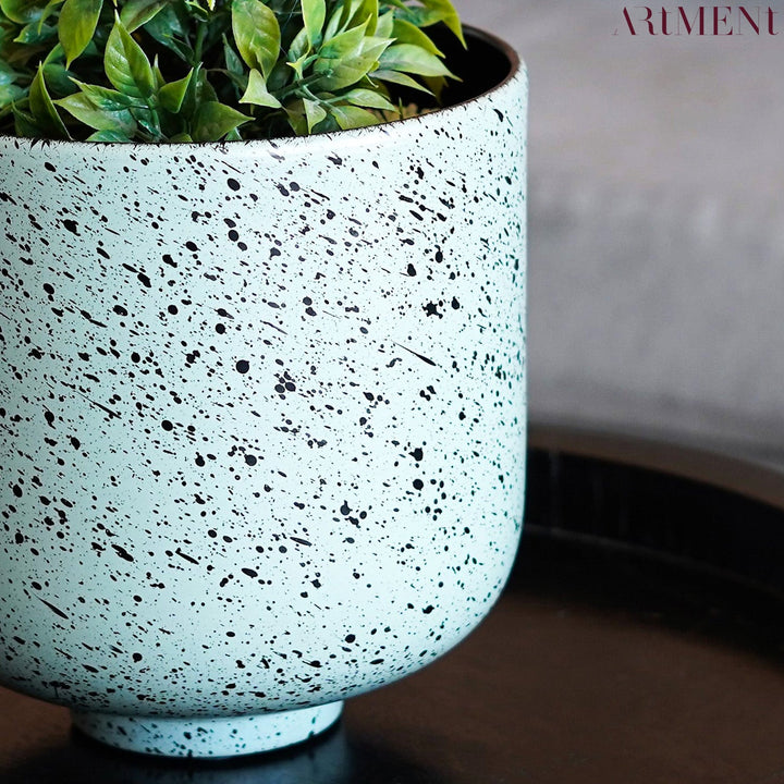 The Verdant Vision Metal Planter - The Artment