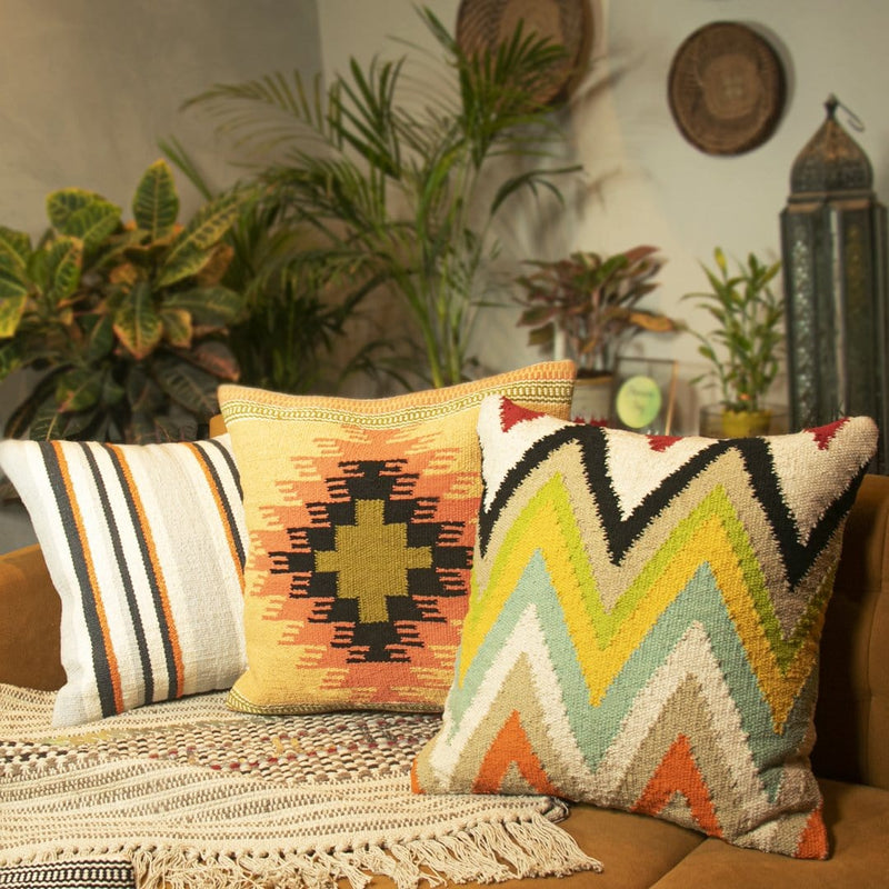 Vintage Kilim Cushions (Set of 4 or 6) - The Artment