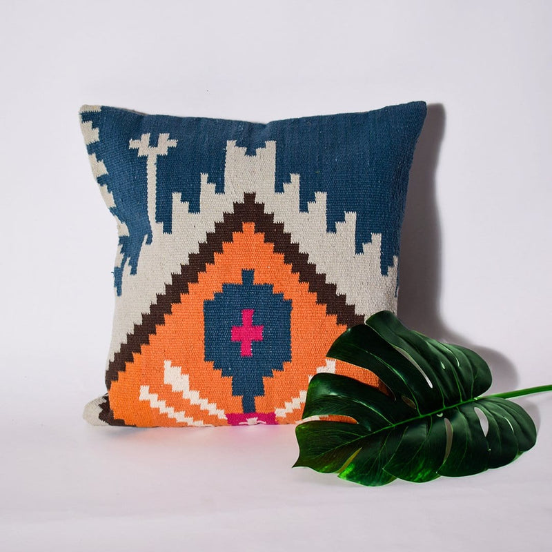 Vintage Kilim Cushions (Set of 4 or 6) - The Artment