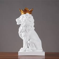 Nordic Minimalist Regal Lion